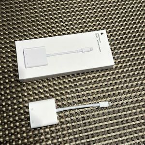 Apple Lightning to USB 3 Camera Adapter